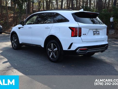 Used 2023 Kia Sorento EX w/ Panoramic Sunroof Package image 8