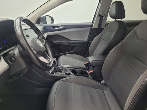 Used 2022 Volkswagen Taos SE image 17