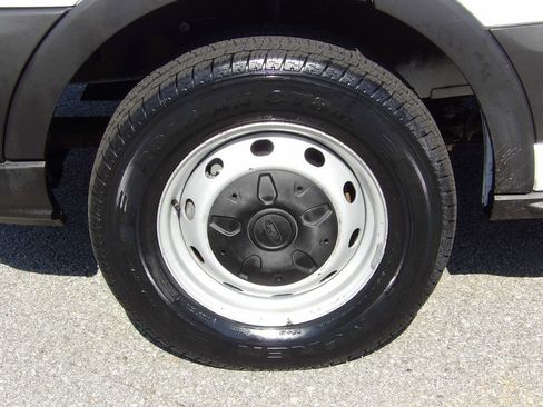 Used 2019 Ford Transit 250 138 image 35