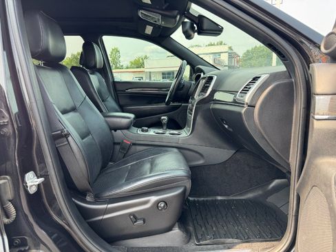 Used 2015 Jeep Grand Cherokee Overland AWD/4WD image 19