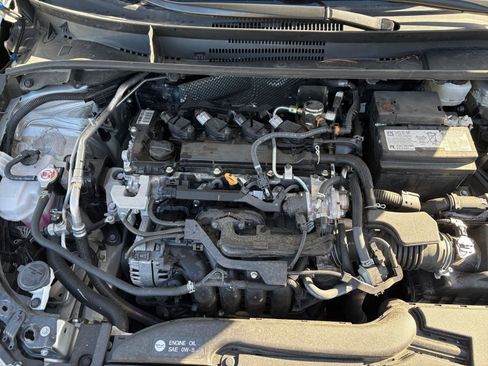 Used 2025 Toyota Corolla LE image 30