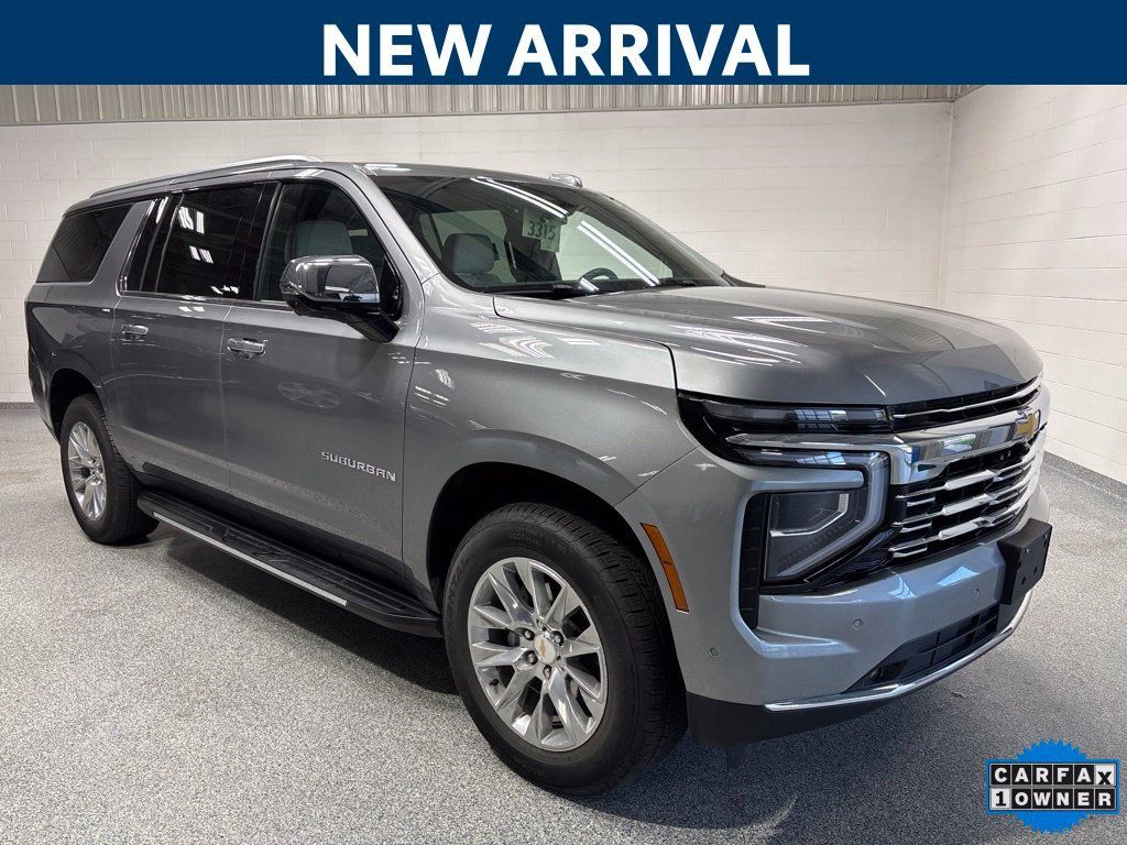 Used 2026 Chevrolet Suburban Premier AWD/4WD image 1