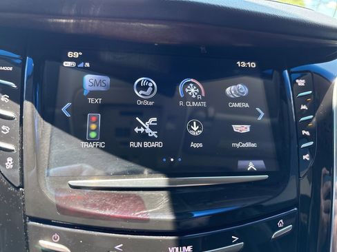 Used 2019 Cadillac Escalade Premium Luxury AWD/4WD image 33