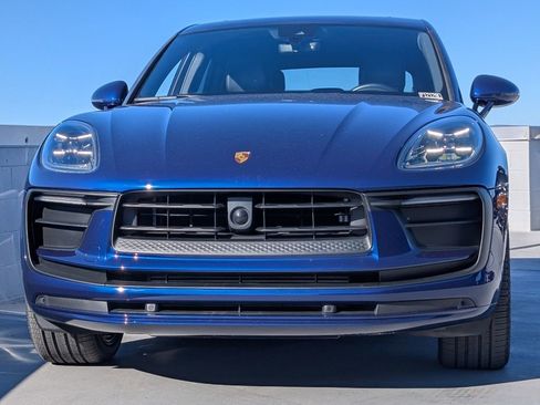 Used 2024 Porsche Macan image 8
