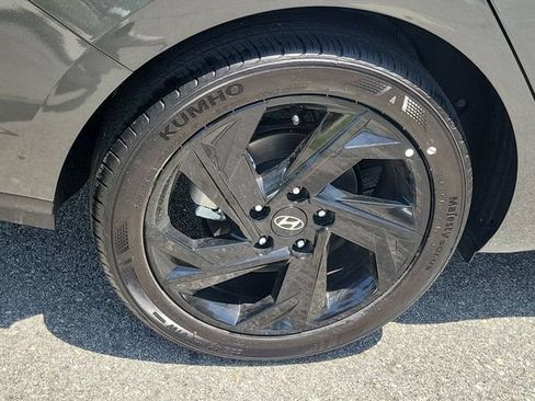 New 2026 Hyundai Elantra Sport FWD image 28