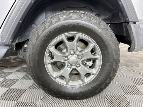 Used 2020 Jeep Wrangler Unlimited Sport image 10