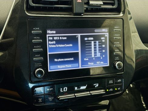 Used 2020 Toyota Prius LE FWD image 9