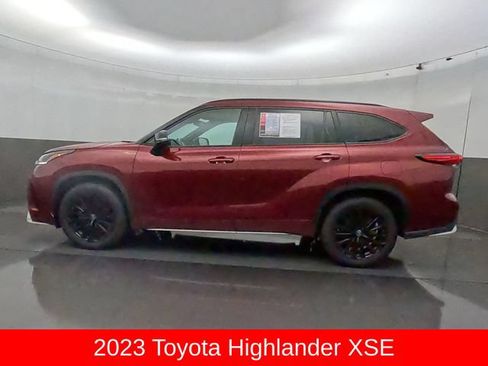 Used 2023 Toyota Highlander XSE AWD/4WD image 4
