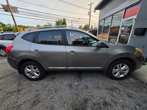Used 2013 Nissan Rogue SV w/ Premium Pkg AWD/4WD image 10