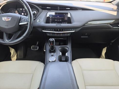 Used 2020 Cadillac XT4 Sport FWD image 25