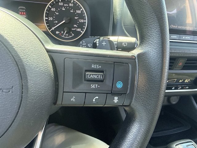 Used 2024 Nissan Rogue SV FWD image 27