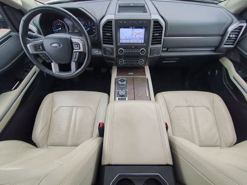 Used 2019 Ford Expedition Platinum image 15