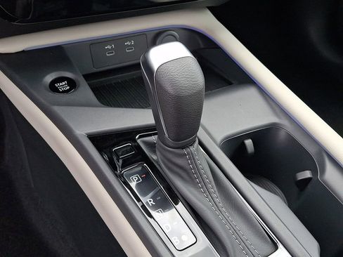 New 2026 Nissan Sentra SL w/ Floor Mat Package FWD image 8