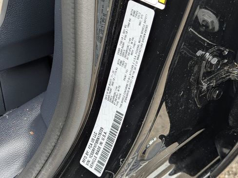 Used 2024 RAM 1500 Limited AWD/4WD image 48