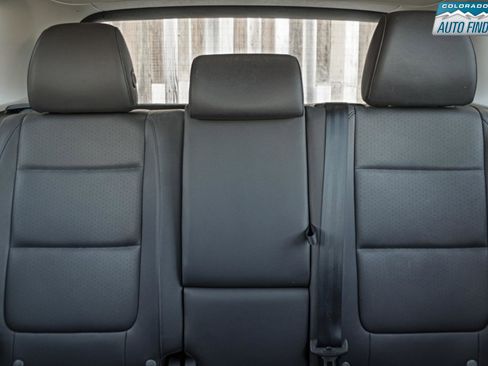 Used 2017 Volkswagen Tiguan S image 24