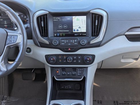 Used 2018 GMC Terrain Denali w/ Comfort Package image 16