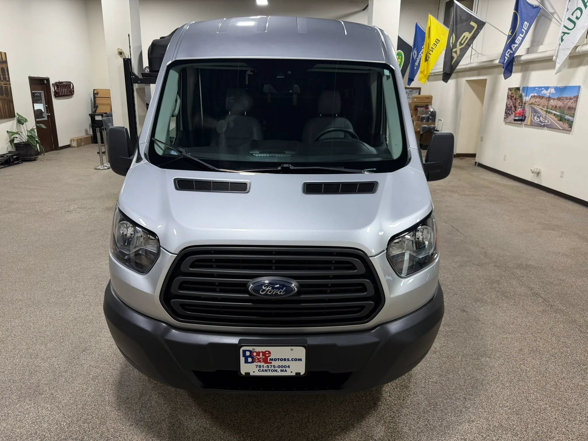 Used 2019 Ford Transit 250 148 Medium Roof RWD image 12