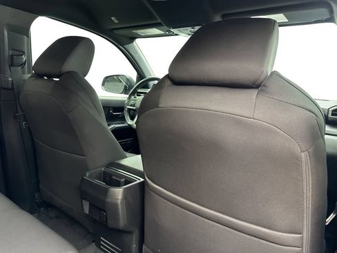 Used 2025 Toyota Tacoma SR AWD/4WD image 41