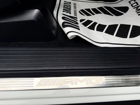 Used 2016 Mercedes-Benz GL 63 AMG 4MATIC image 32