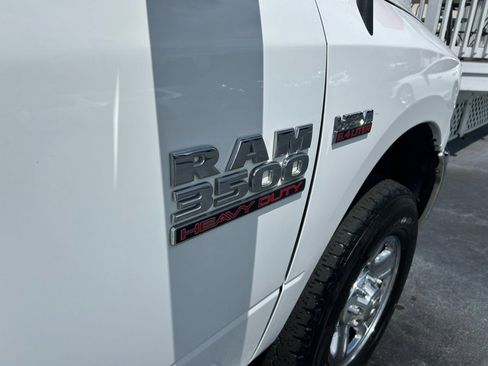 Used 2017 RAM 3500 Tradesman w/ Chrome Appearance Group image 32