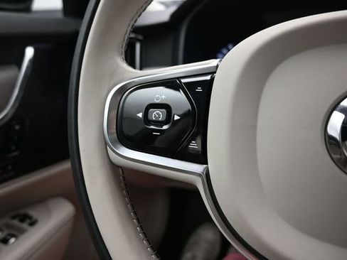 Used 2023 Volvo S90 B6 Plus image 26