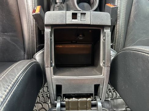Used 2015 Jeep Wrangler Unlimited Sahara w/ Dual Top Group AWD/4WD image 8