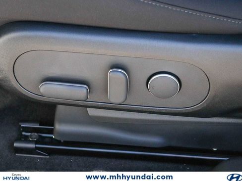New 2026 Hyundai Ioniq 5 SE RWD image 19