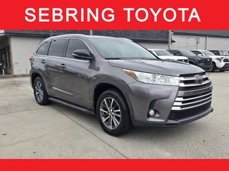 Used 2018 Toyota Highlander XLE video 1
