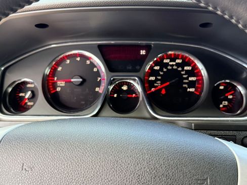 Used 2017 GMC Acadia Limited SLT image 28