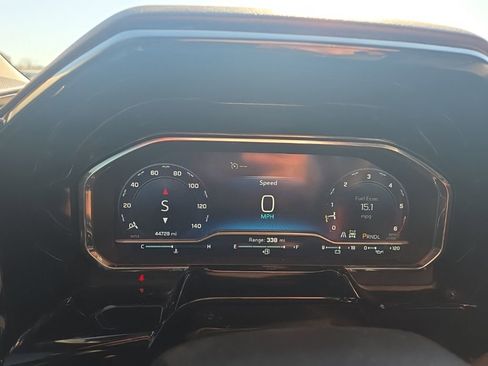 Used 2024 Chevrolet Silverado 3500 LTZ w/ LTZ Convenience Package image 45