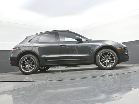 New 2026 Porsche Macan AWD/4WD image 37