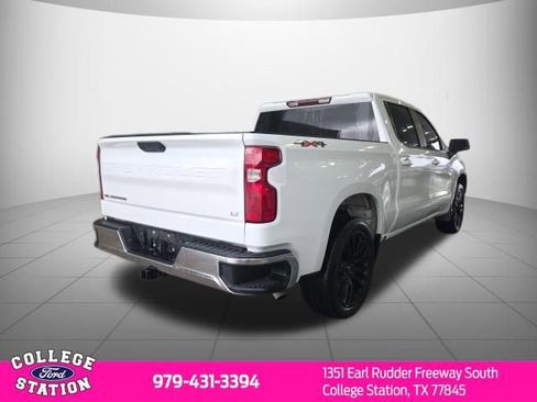 Used 2022 Chevrolet Silverado 1500 LT AWD/4WD image 6