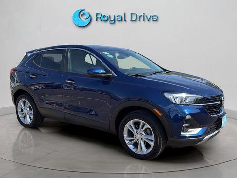 Used 2023 Buick Encore GX Preferred w/ Cold Weather Comfort Package AWD/4WD image 8