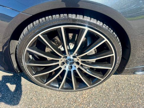 Used 2016 Mercedes-Benz S 550 4MATIC Sedan image 33