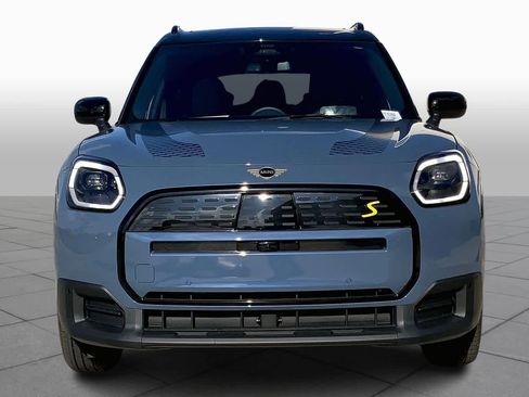 New 2025 MINI Cooper Countryman SE image 3
