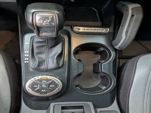 Used 2024 Ford Bronco Big Bend w/ Sasquatch Package AWD/4WD image 28