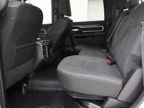 Used 2022 RAM 2500 Big Horn w/ Night Edition AWD/4WD image 9