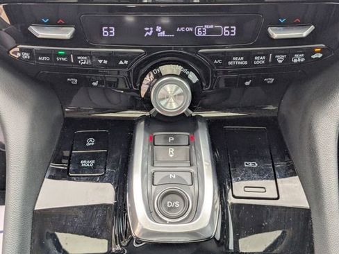 Used 2024 Acura MDX SH-AWD image 16