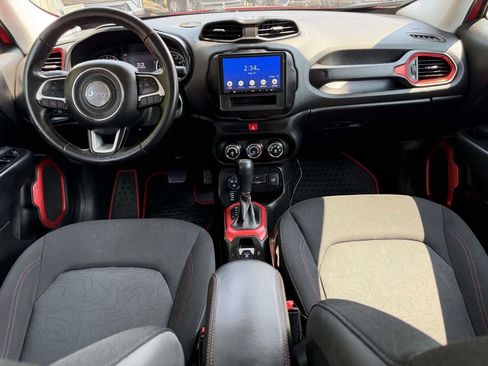 Used 2017 Jeep Renegade Trailhawk AWD/4WD image 18