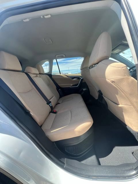 Used 2025 Toyota RAV4 XLE AWD/4WD image 33