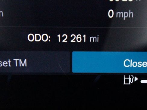 Certified 2023 Volvo S90 B6 Plus image 5