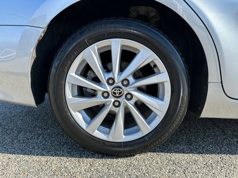 Used 2022 Toyota Camry LE image 17