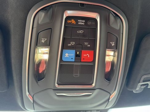 Used 2024 Dodge Charger Daytona Scat Pack w/ Plus Group AWD/4WD image 23