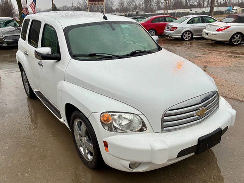 Used 2009 Chevrolet HHR LT w/ LT Preferred Equipment Group image 8