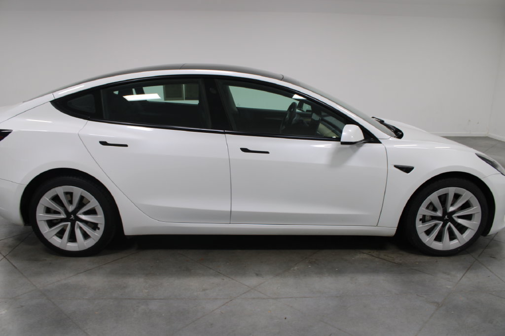 Used 2023 Tesla Model 3 Standard Range RWD image 11