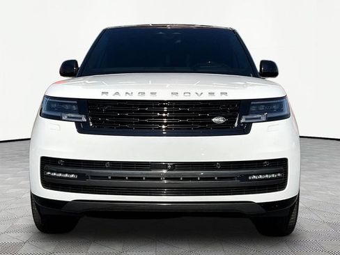Used 2024 Land Rover Range Rover Long Wheelbase SE AWD/4WD image 2