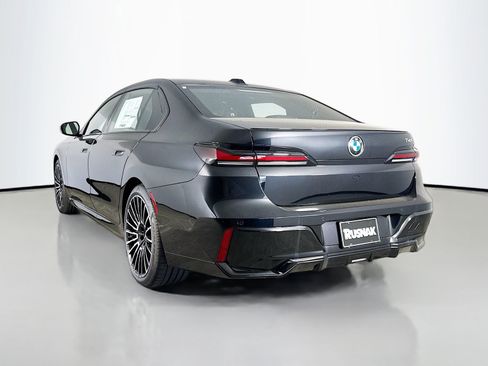 New 2026 BMW 740i RWD image 5