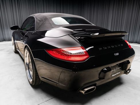 Used 2009 Porsche 911 Carrera RWD image 15
