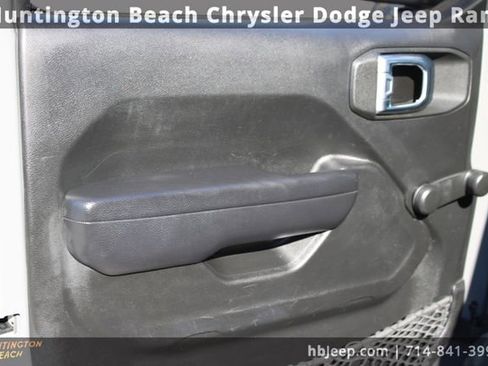 Used 2023 Jeep Wrangler Unlimited Sport AWD/4WD image 12
