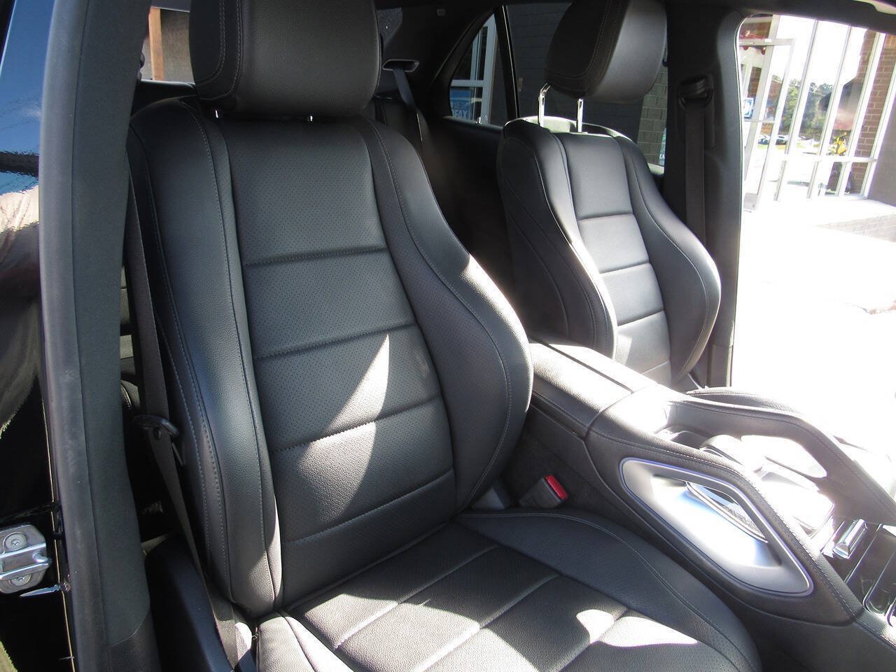 Used 2020 Mercedes-Benz GLE 350 4MATIC image 26